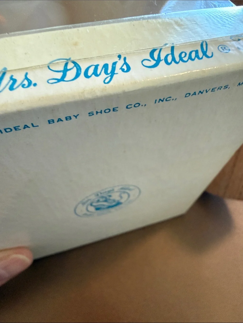 NWT Vintage 1960’s Mrs. Days Ideal Nany Shoe Co. Crib Shoes, size 0, baby/doll
